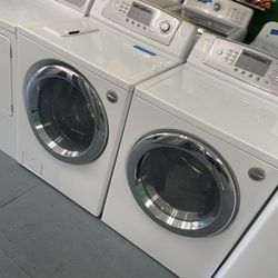 set washer and dryer gas use like new perfect working 