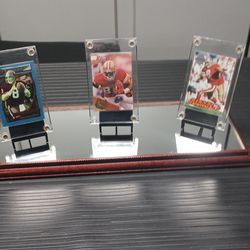 SET OF 3 SAN FRANCISCO 49ERS CARDS WITH DISPLAY BASE 