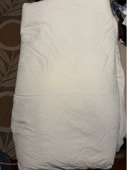 Queen down comforter