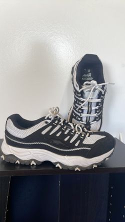 Womens Avia Shoes - 7-1/2 Wide 