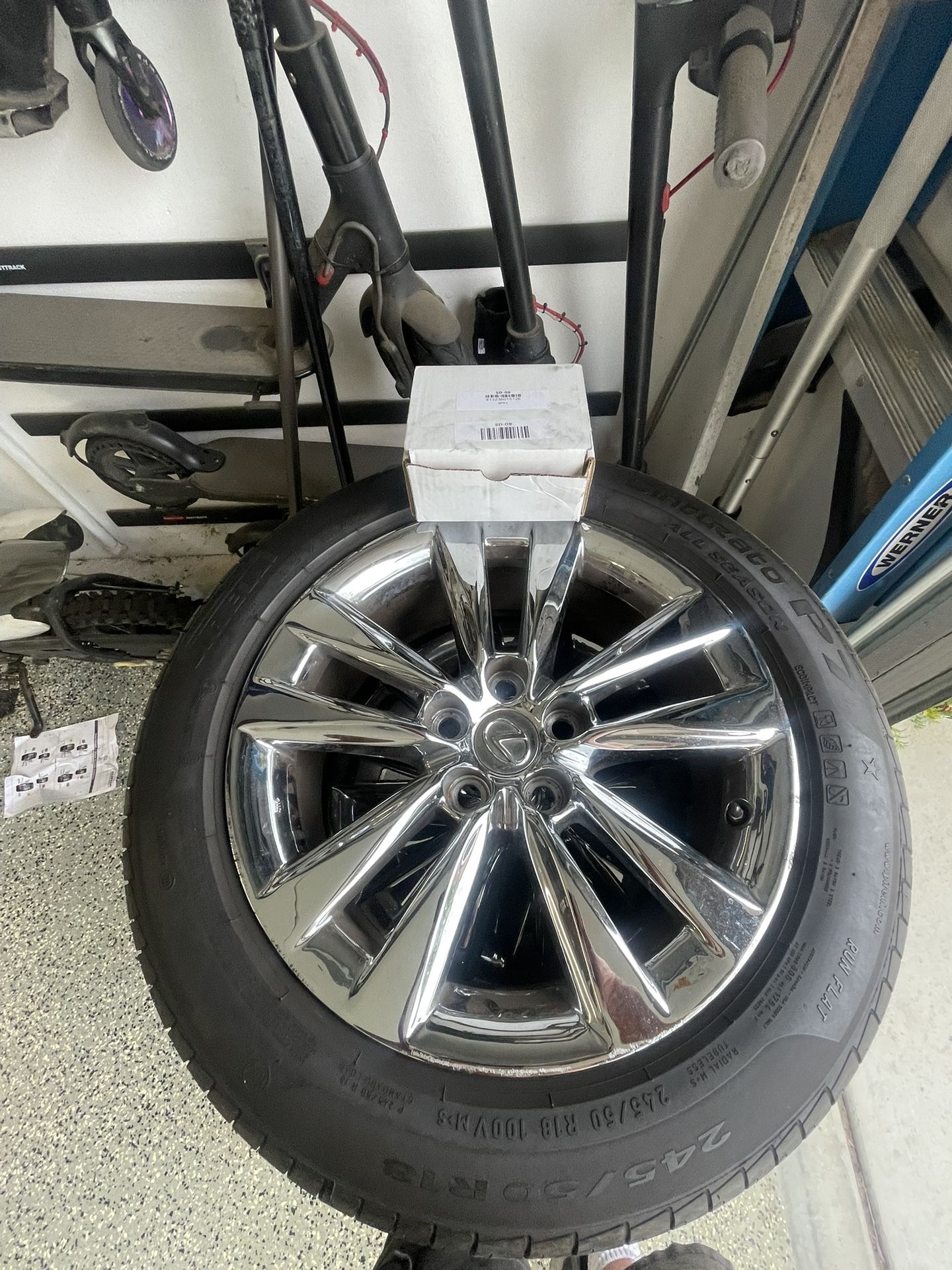Lexus LS 460 Rims And Tires 