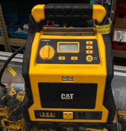 CAT CJ1000DCP 1000A Jump Starter Power Station Air Compressor 120PSI AC USB