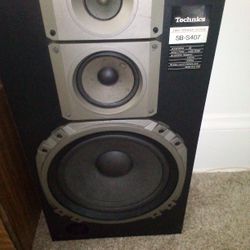 Home stereo/ Theatre System 