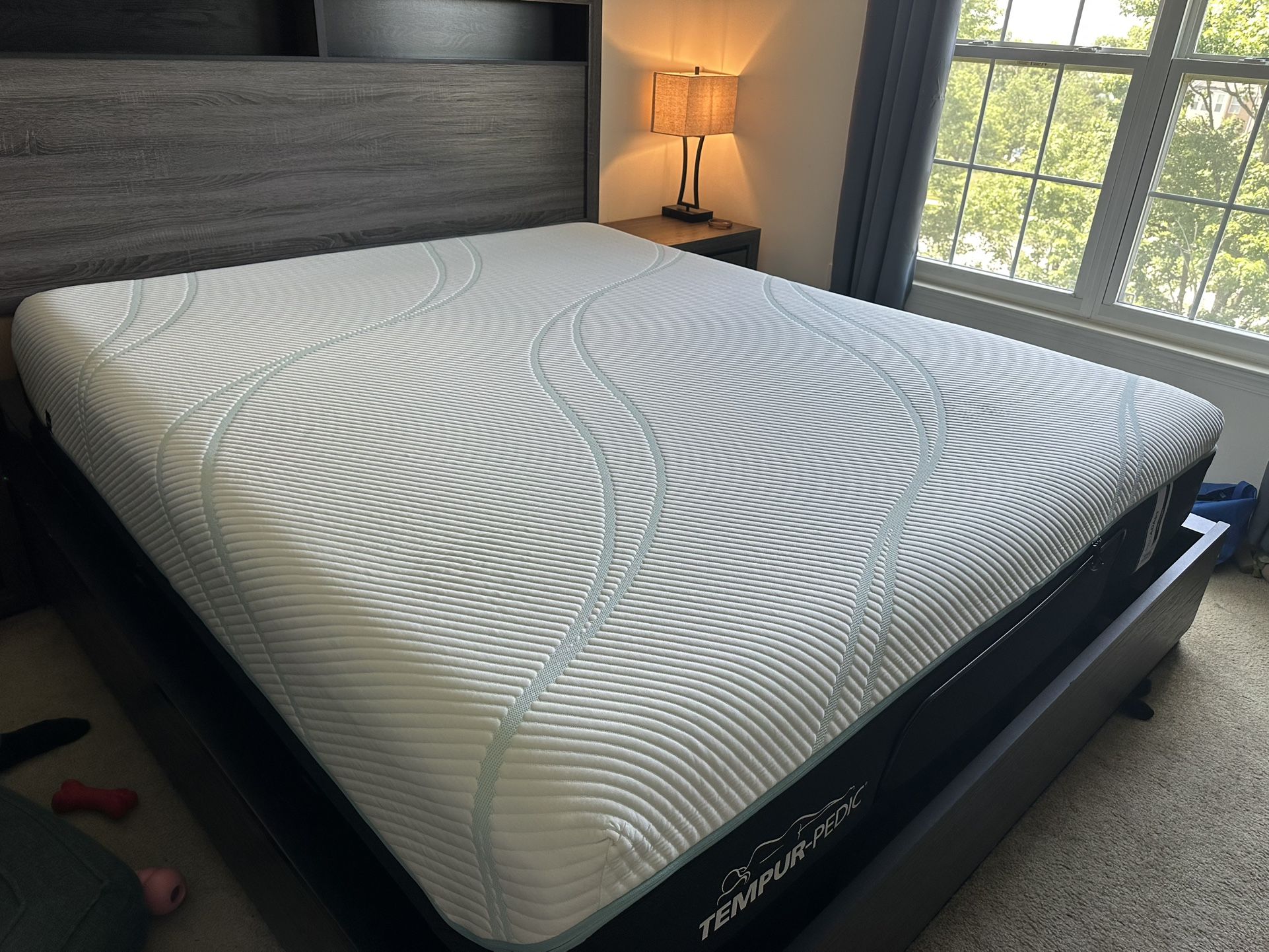 Tempurpedic ProAdapt Medium-Hybrid Mattress, California King