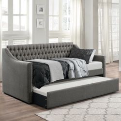 Daybed with Trundle 