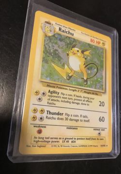 RAICHU - Holo Rare - Unlimited Edition Base Set -