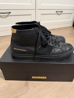 Rare marshawn lynch collab beast mode x greats men’s size 10.5 black