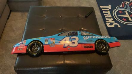 Richard Petty Nascar Pontiac Ball Sign