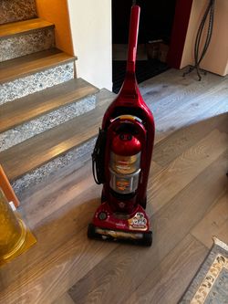 Vacuum Cleaner- Bissell