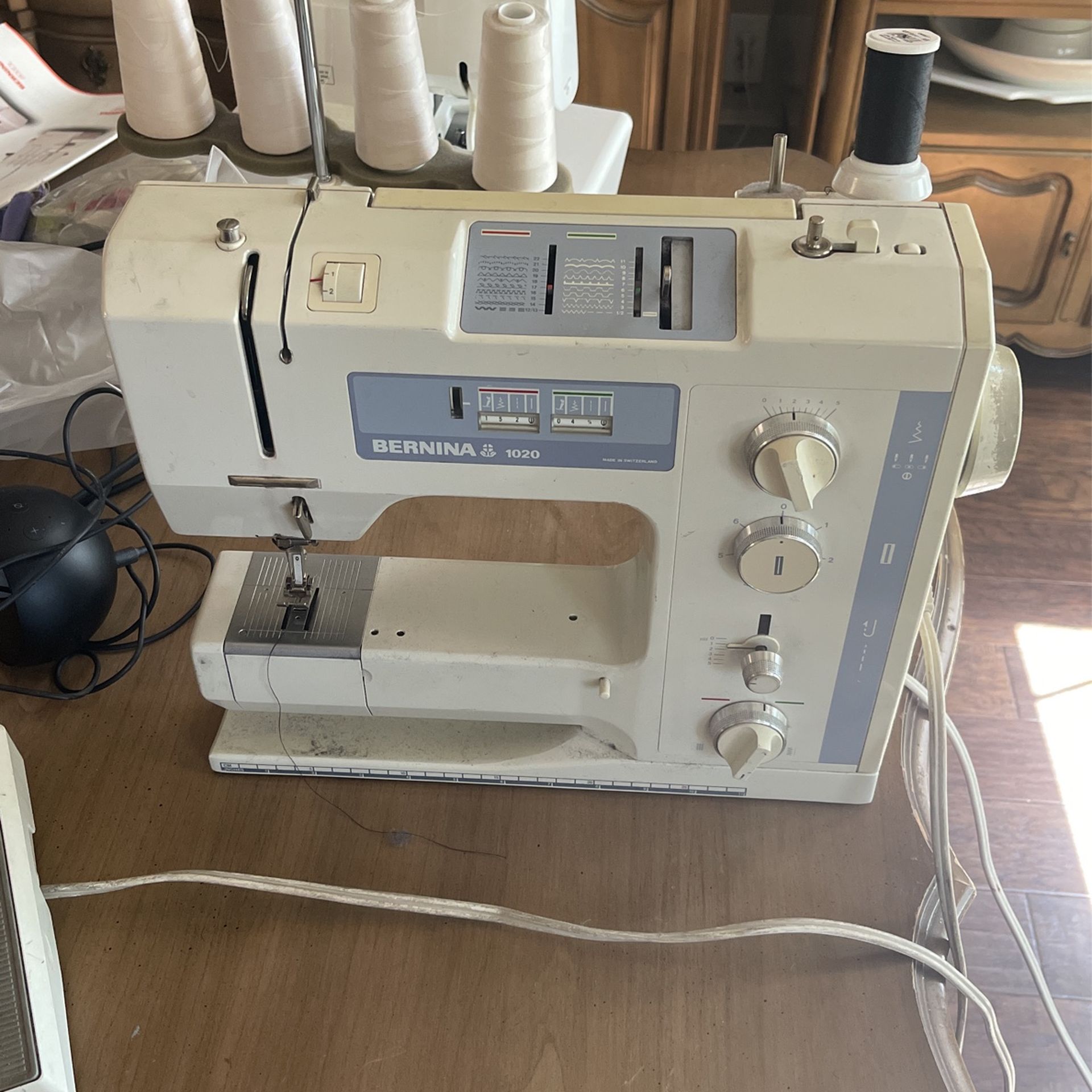 Bernina 1020 Fully Working Sewing Machine