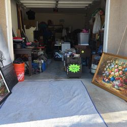 BIG GARAGE SELL
