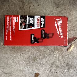 Milwaukee M12 12-Volt Lithium-Ion XC High Output 5 Ah Battery (2-Pack) 48-11-2450SB