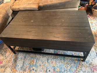 Free coffee table, half of lid raises up