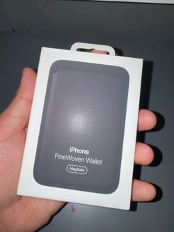 Apple iPhone FineWoven Wallet with MagSafe (New in Box)