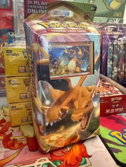 Charzard Deck Vivid Voltage