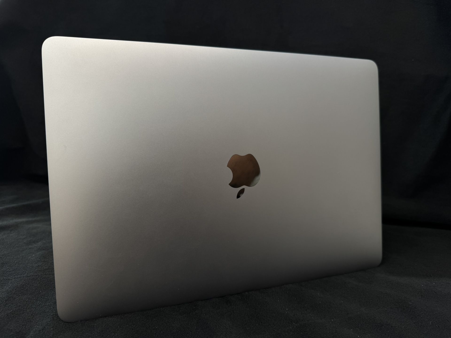 Macbook A2179