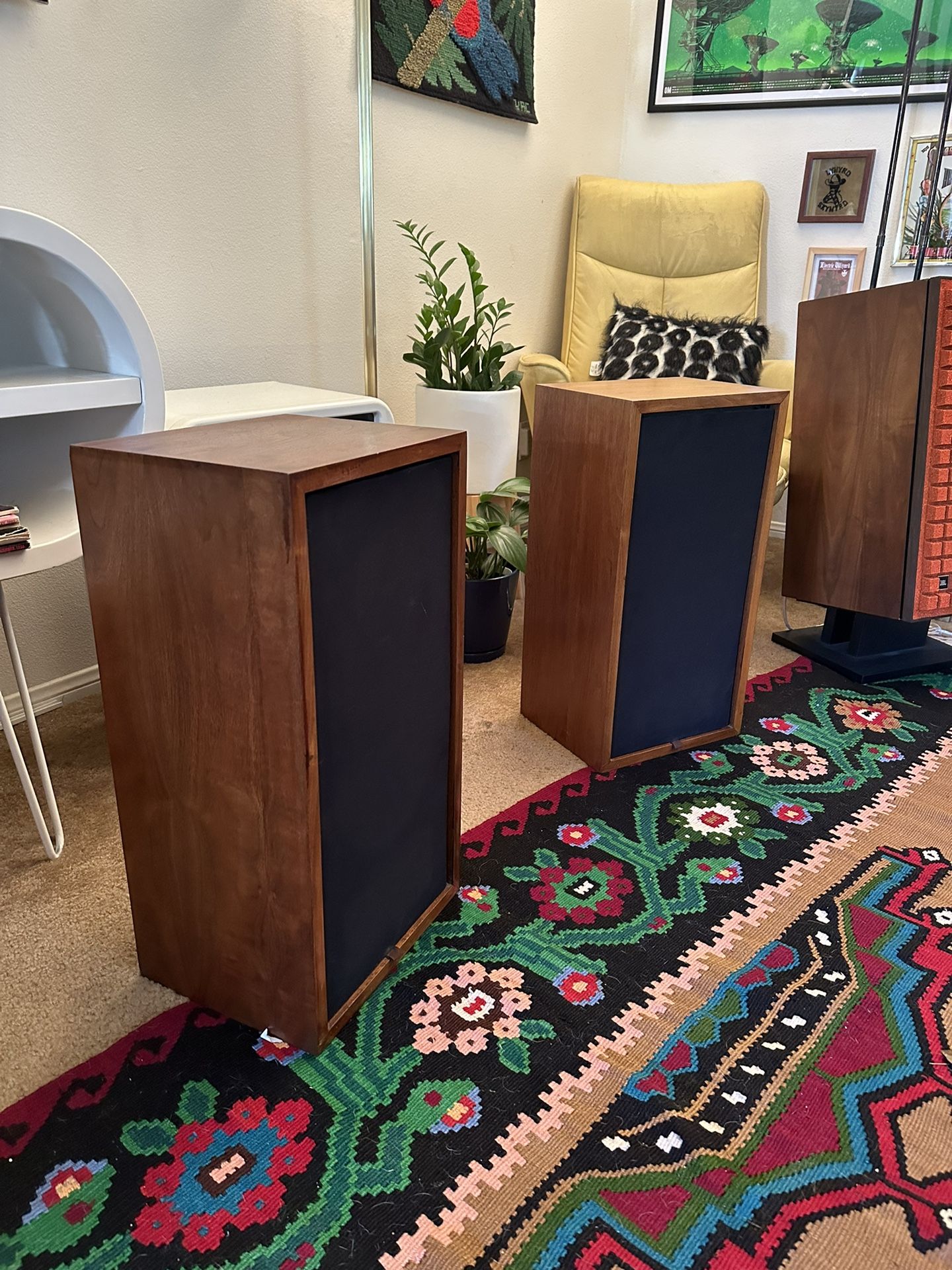 VINTAGE LUXURY APARTMENTS - Updated March 2026 - Yelp - Vintage Vintage High End Apartment