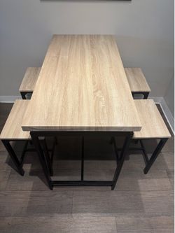 Dining room table