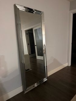 Beautiful leaning mirror