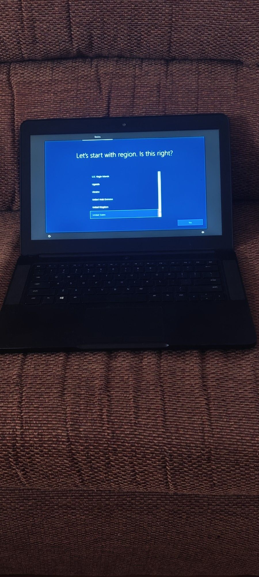 RAZER BLADE RZ09-
01953E71 LAPTOP 17-7700HQ 2.80GHz 16GB RAM 256GB SSD