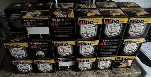 #35 Pro-Mold Ball Cube |||