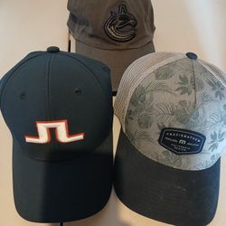 3 MEN'S GOLF HATS 
