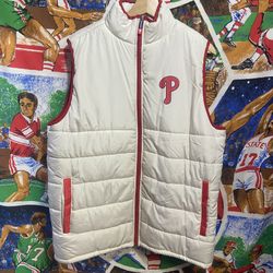 Philadelphia Phillies Womens Large White puffer vest