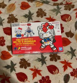 Hello Kitty / RX-78-2 Gundam (SD EX-STANDARD)