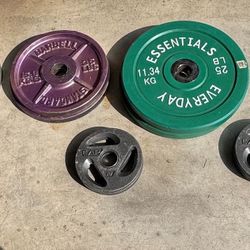 Olympic Bumper And Metal Plates 270 Lbs Set 