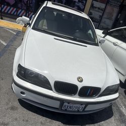 2003 BMW 325i