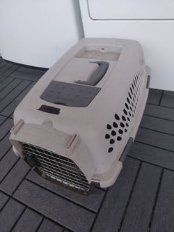 Pet carrier