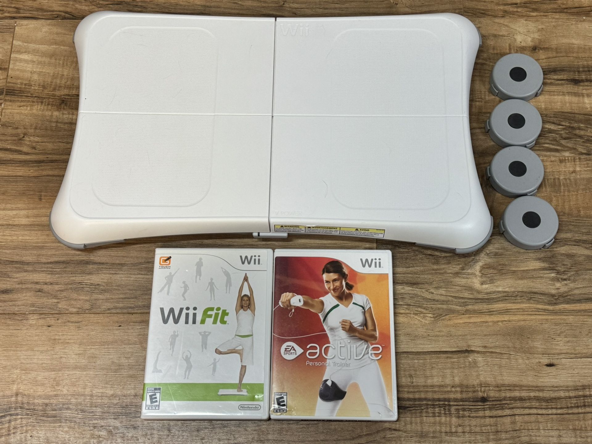 Nintendo Wii Fit Board W/ 2 Games!
