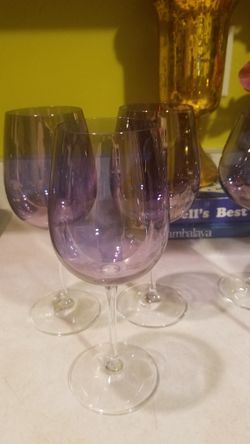 Set of Wine Glasses (For White Wine)