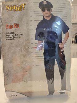 Halloween costume (cop kit)