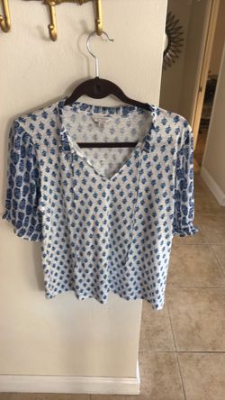 Women’s lucky brand shirt size medium $5 93309