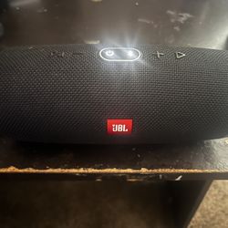 JBL Charge 4 Bluetooth Speaker LOUD & CLEAN 🔊