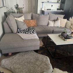 Free Couch 