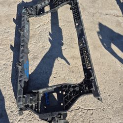 Kia Sportage Radiator Support Oem