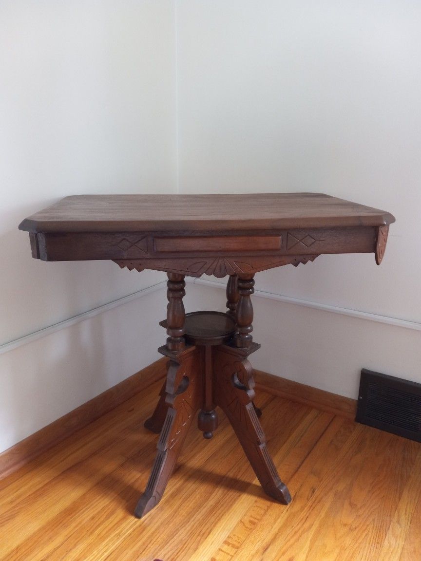 Antique Eastlake Victorian Parlor Table 