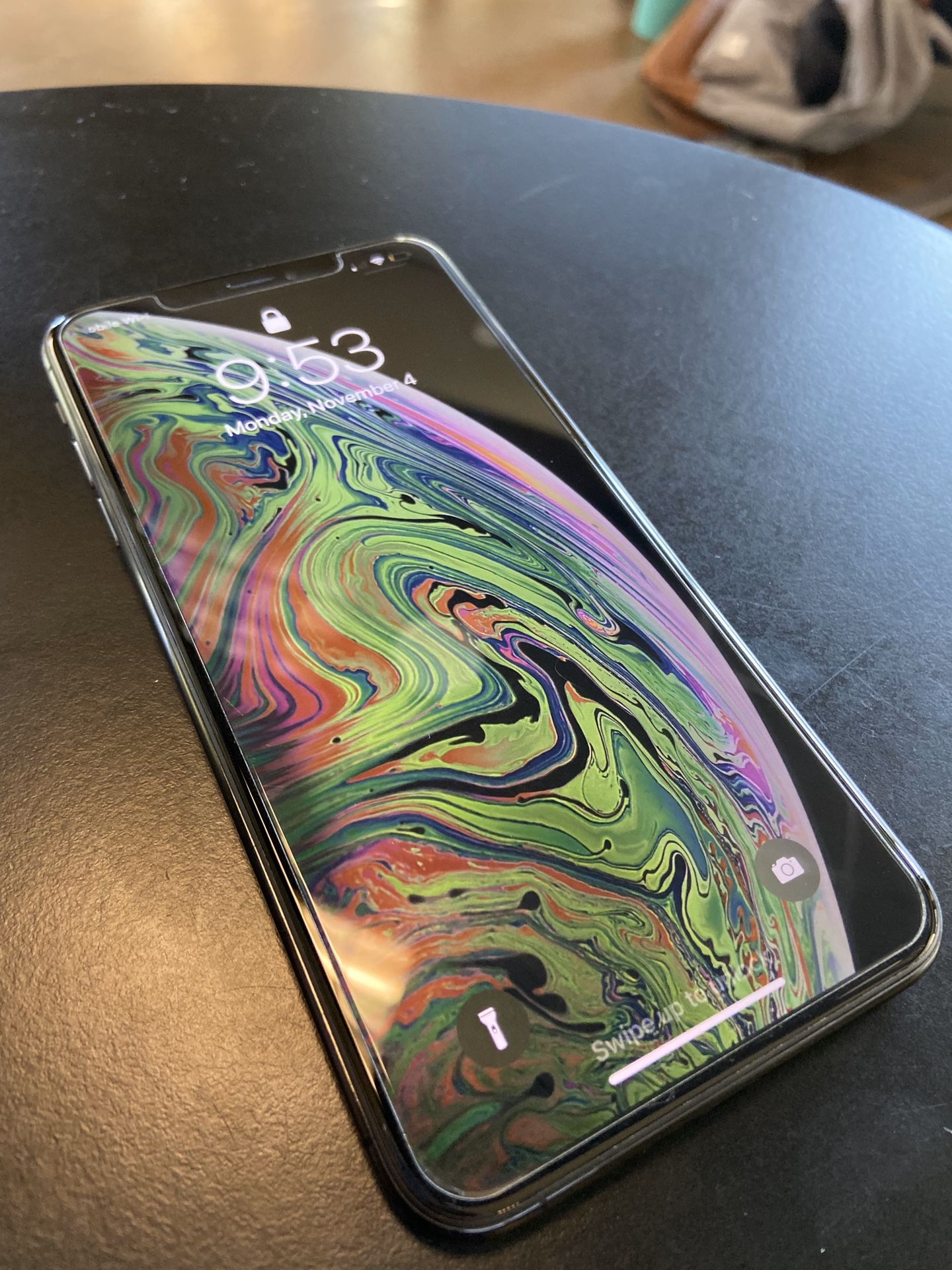 iPhone XS Max 64 GB Unlocked (Black) with 2-Year AppleCare+