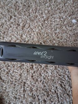 Wet 2 Straight Straightener