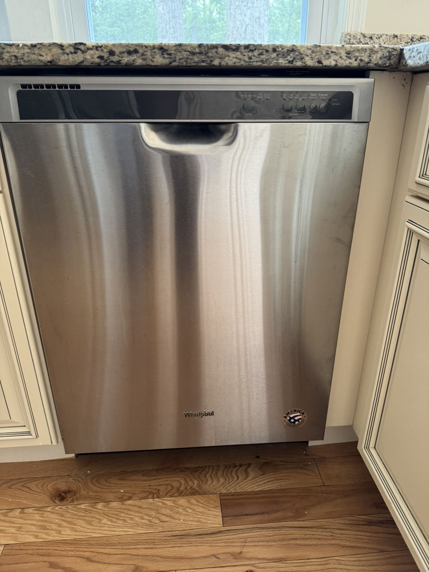 Whirlpool Dishwasher
