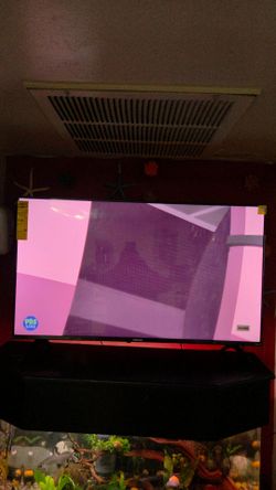 40" hisense  roku television  used a couple  of times