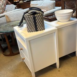 Night Stand Set White Like New 