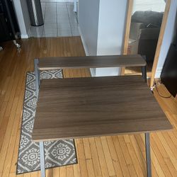 Foldable Wooden Desk 