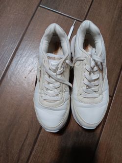 Woman shoes REEBOK