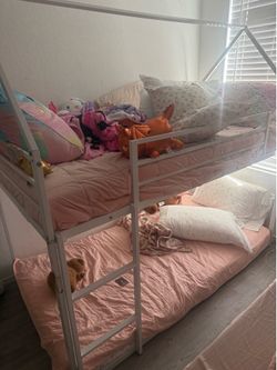 Twin bunk bed frame good condition