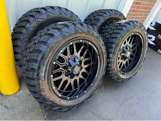 NEW 20x10 hard rock offroad wheels wrapped in 33x12.50r20 tires