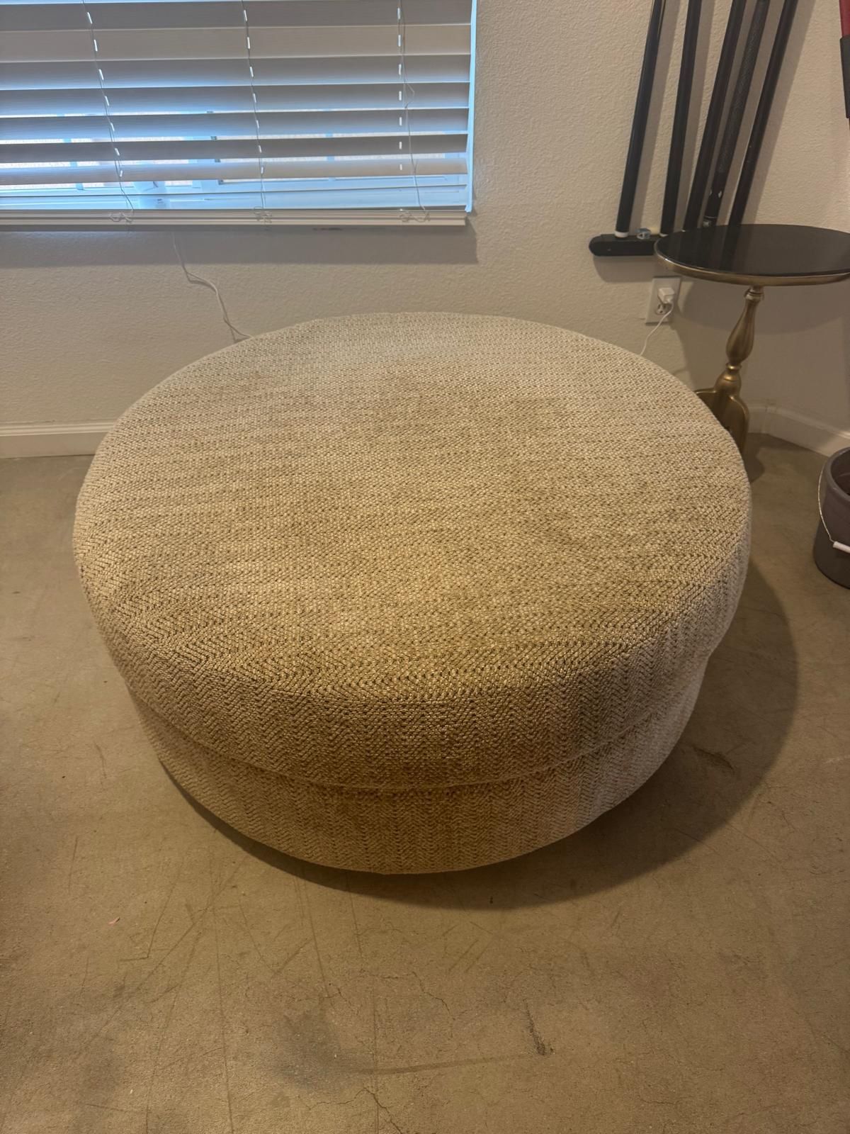 Ottoman With Wheels