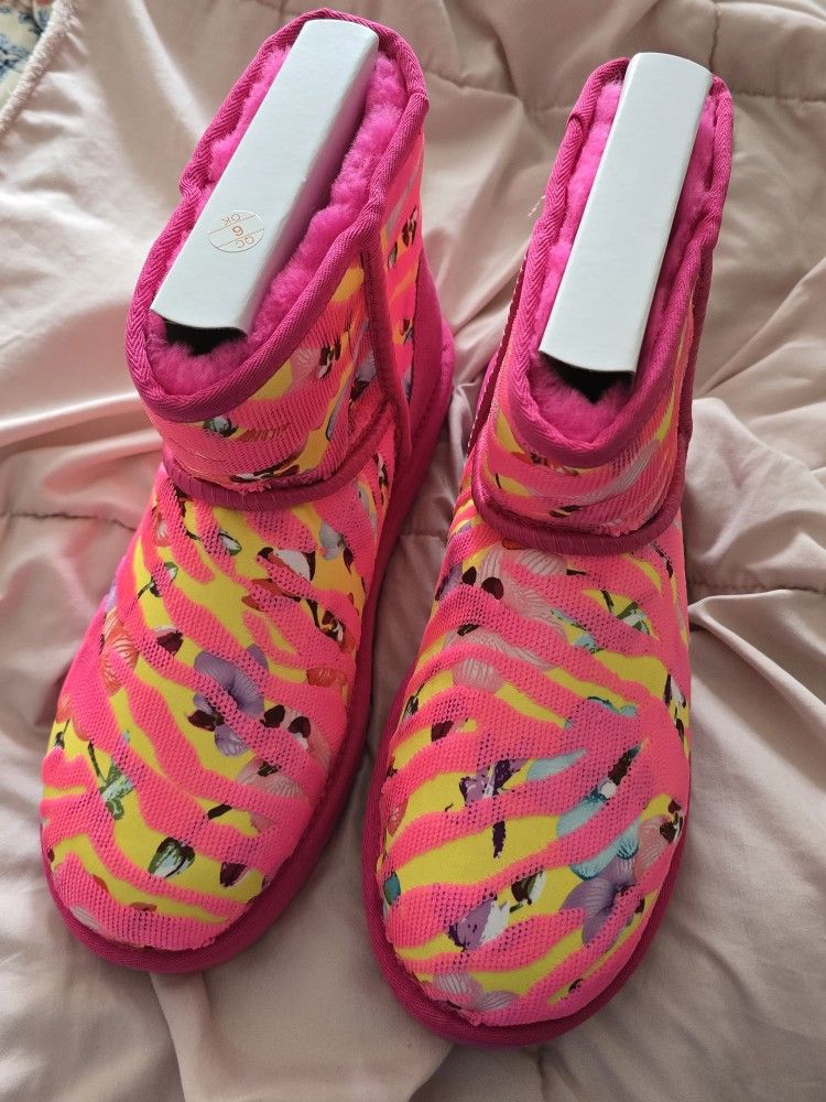 UGG Tiger Boots